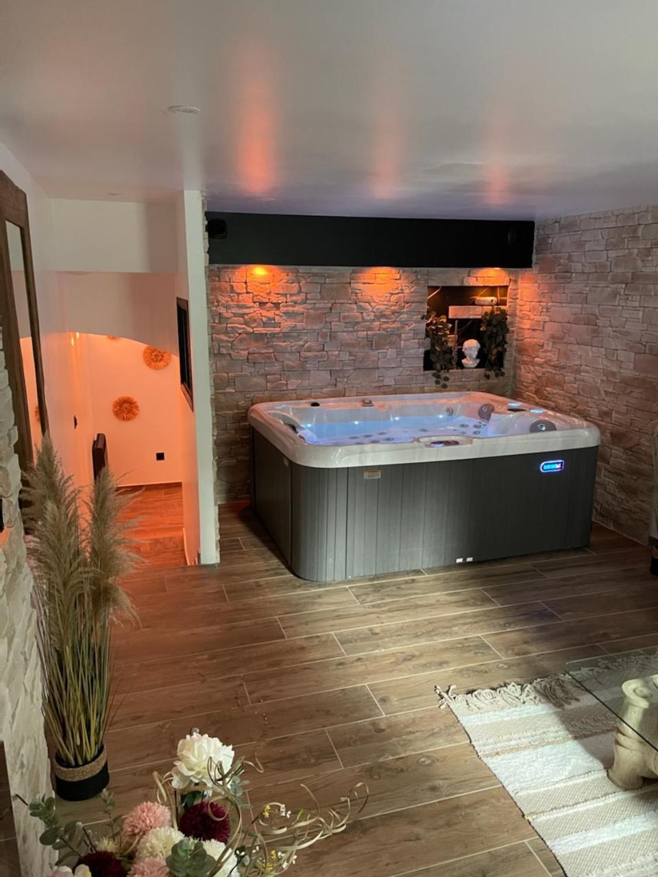 Chateau De La Sagesse Spa Rouen Luaran gambar